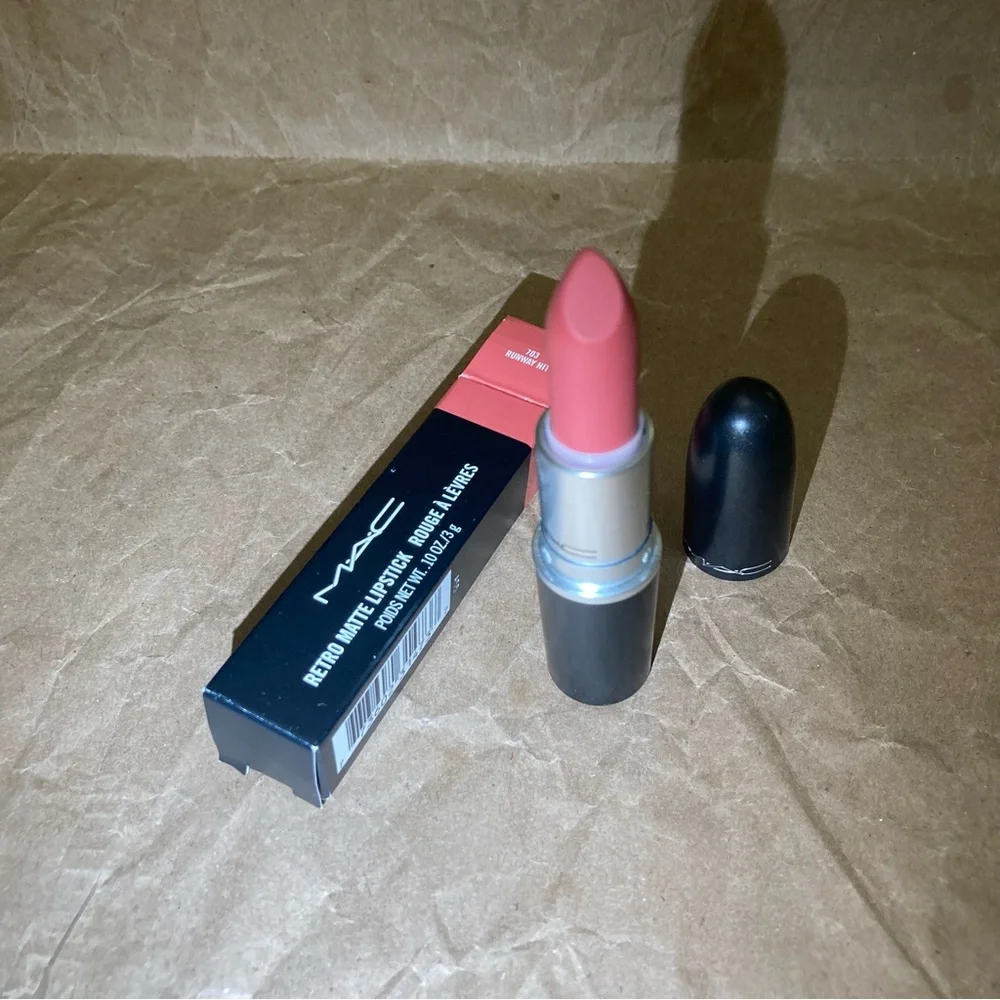 Mac lipstick (runaway hit)